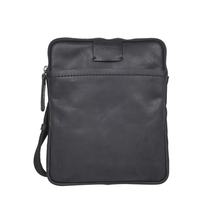 Strellson Brick Lane Marcus shoulder bag black